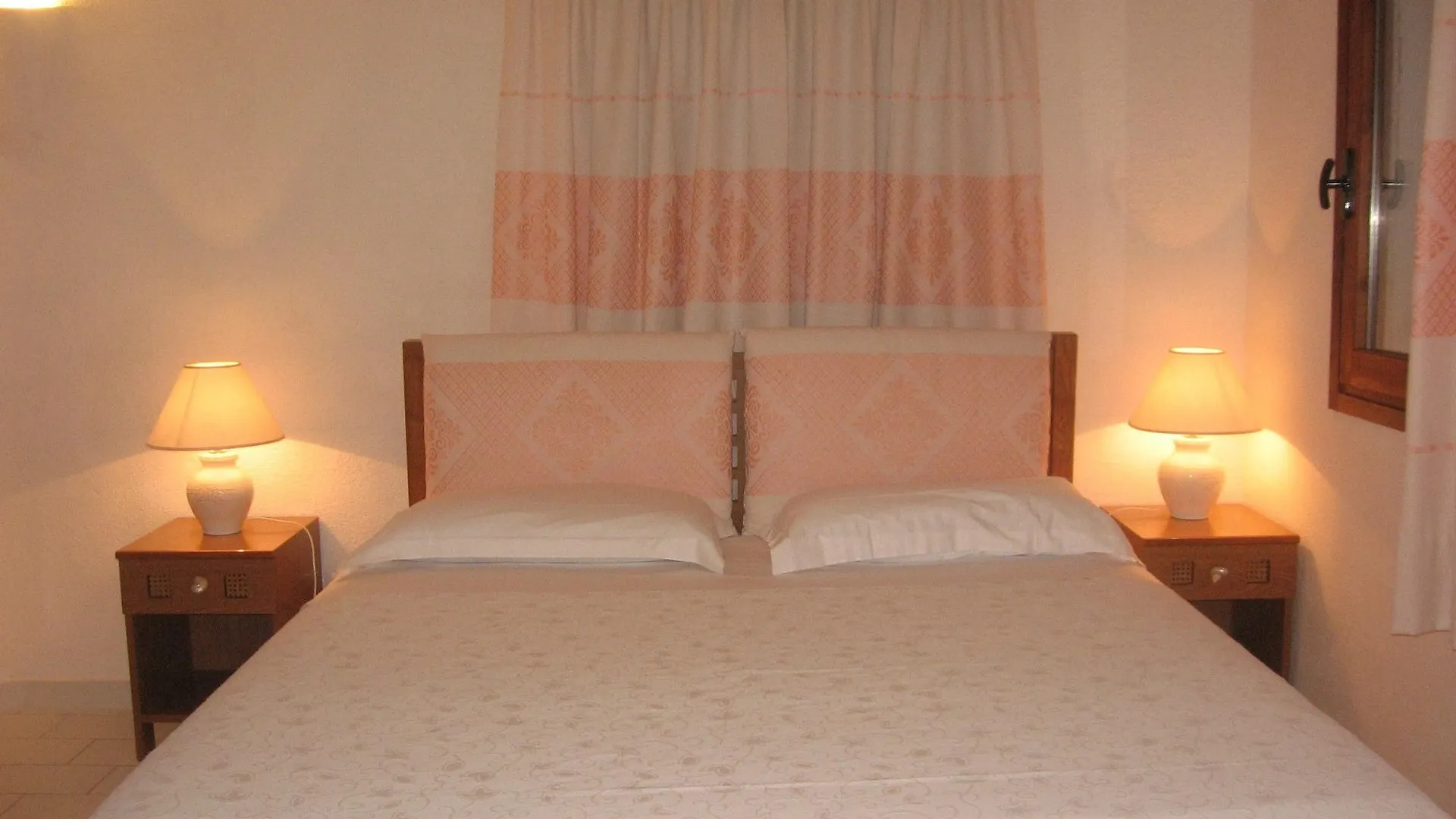 Hotel Valdiola Порто-Черво